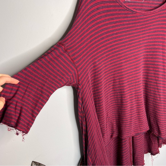 We The Free Free People Red & Navy Stripe Linen Blend Loose Lagenlook Tunic Top - Picture 4 of 6